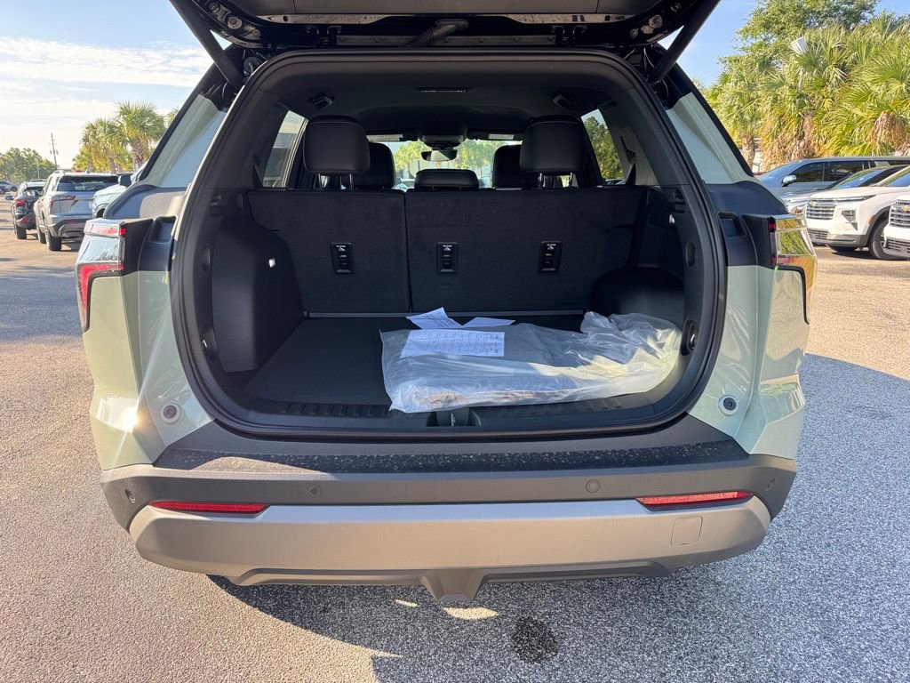 2026 Chevrolet Equinox LT photo 10