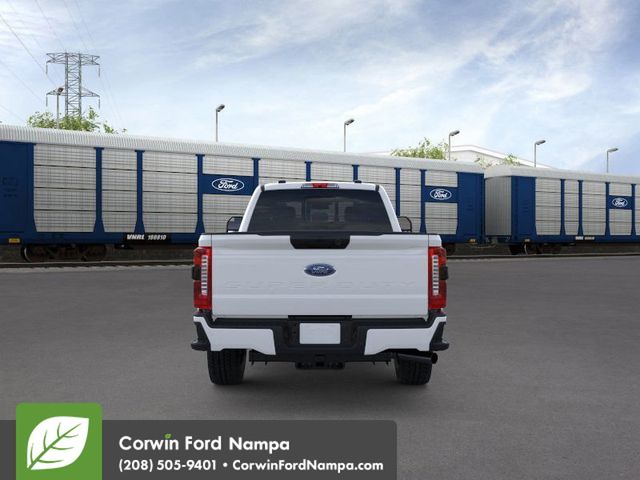 2026 Ford F-250 photo 3