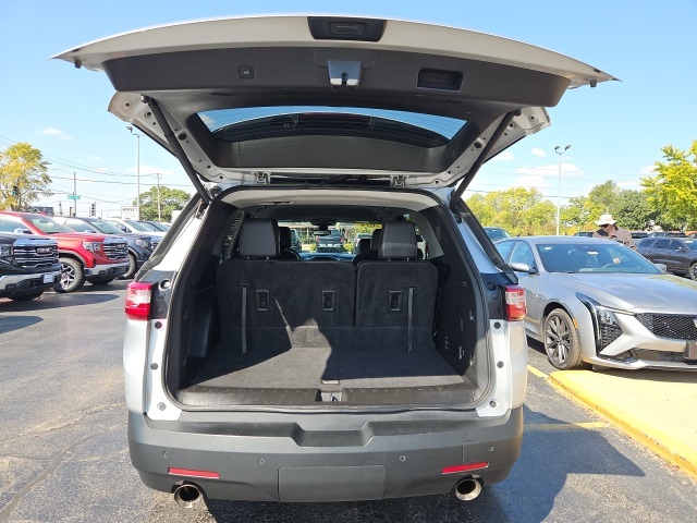 2021 Chevrolet Traverse Leather photo 4