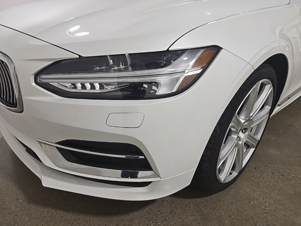 2020 Volvo S90 T6 Inscription photo 21
