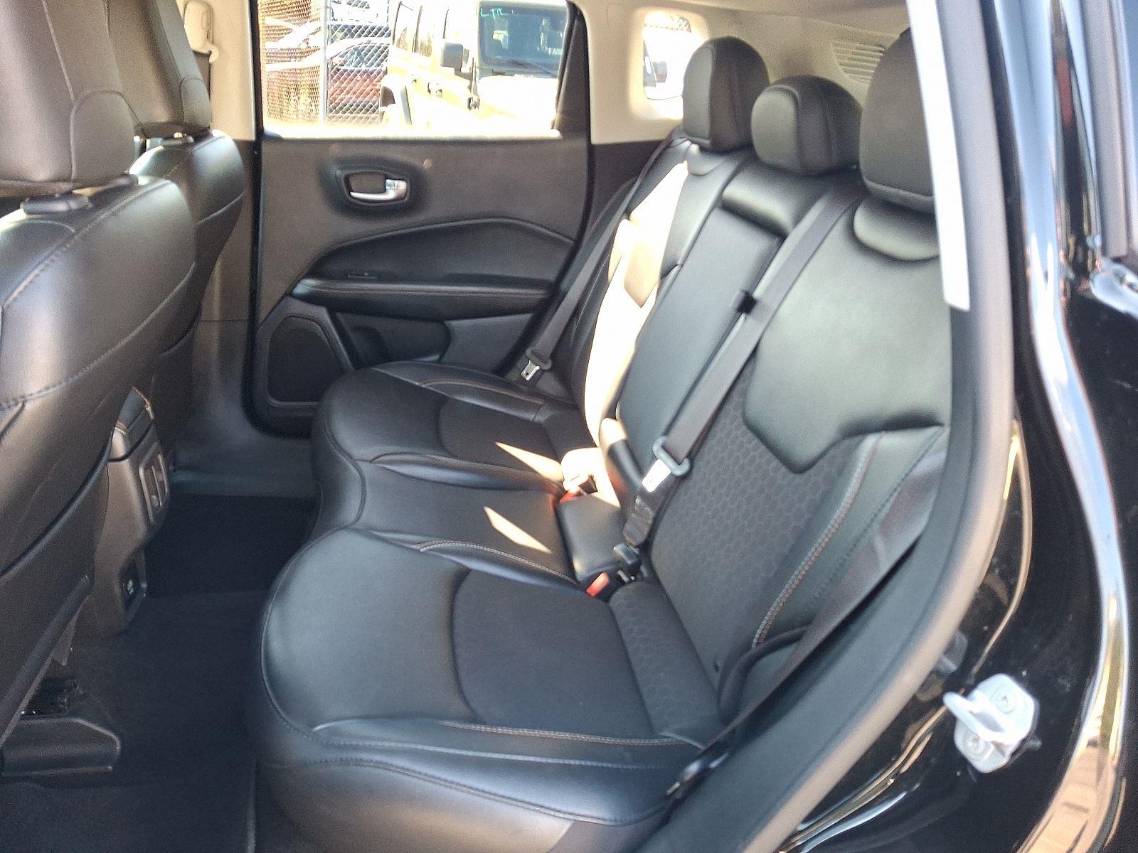 2020 Jeep Compass Latitude photo 11