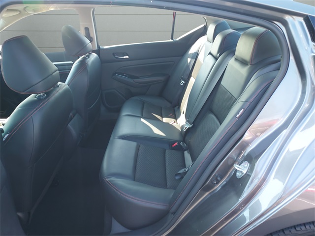 2023 Nissan Altima 2.5 SR photo 20