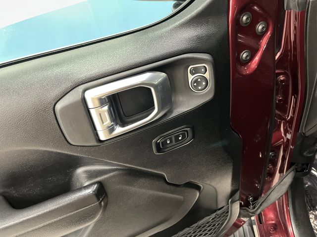 2021 Jeep Wrangler Unlimited Islander photo 24