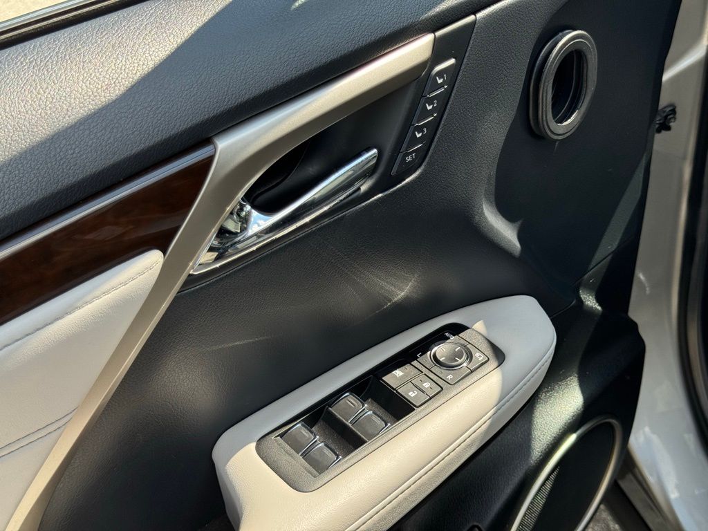 2019 Lexus RX 350 Premium photo 13