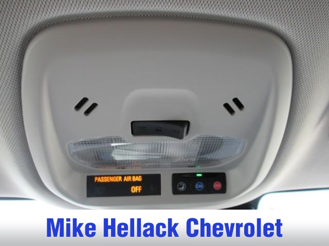 2025 Chevrolet Trax LT photo 22
