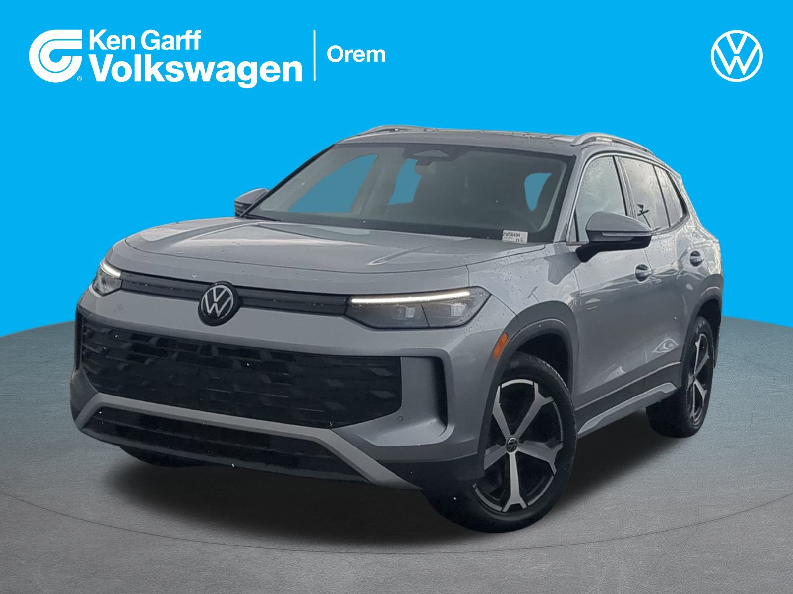 2025 Volkswagen Tiguan SE's photo