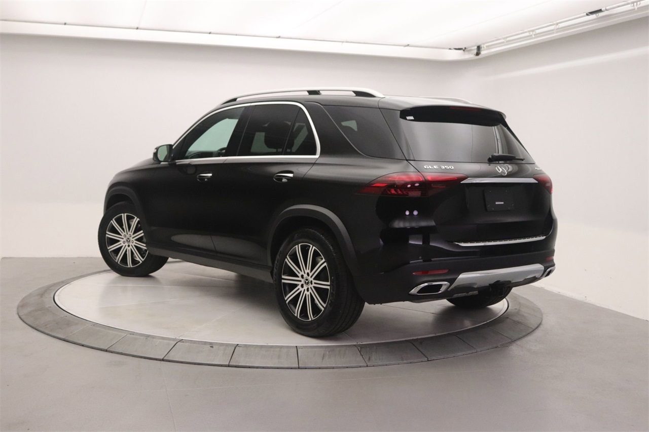 2026 Mercedes Benz GLE 350 4MATIC photo 2