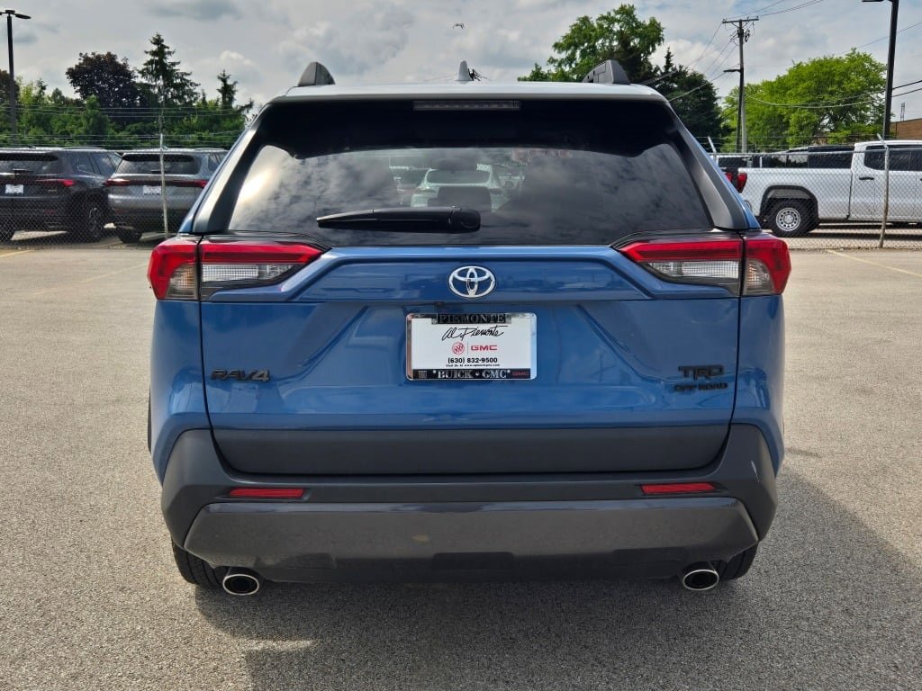 2023 Toyota RAV4 TRD photo 12