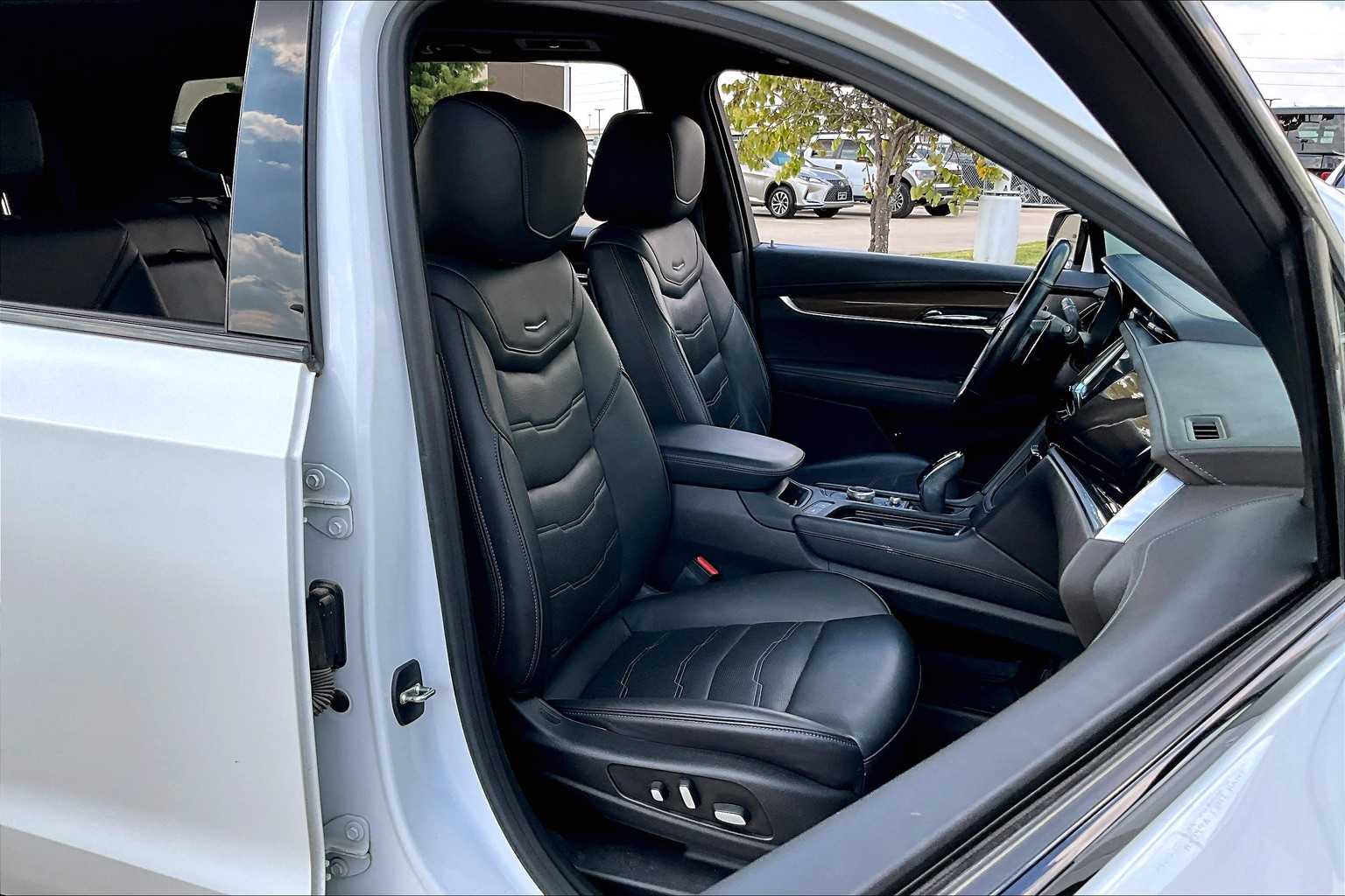 2021 Cadillac XT6 Sport photo 7