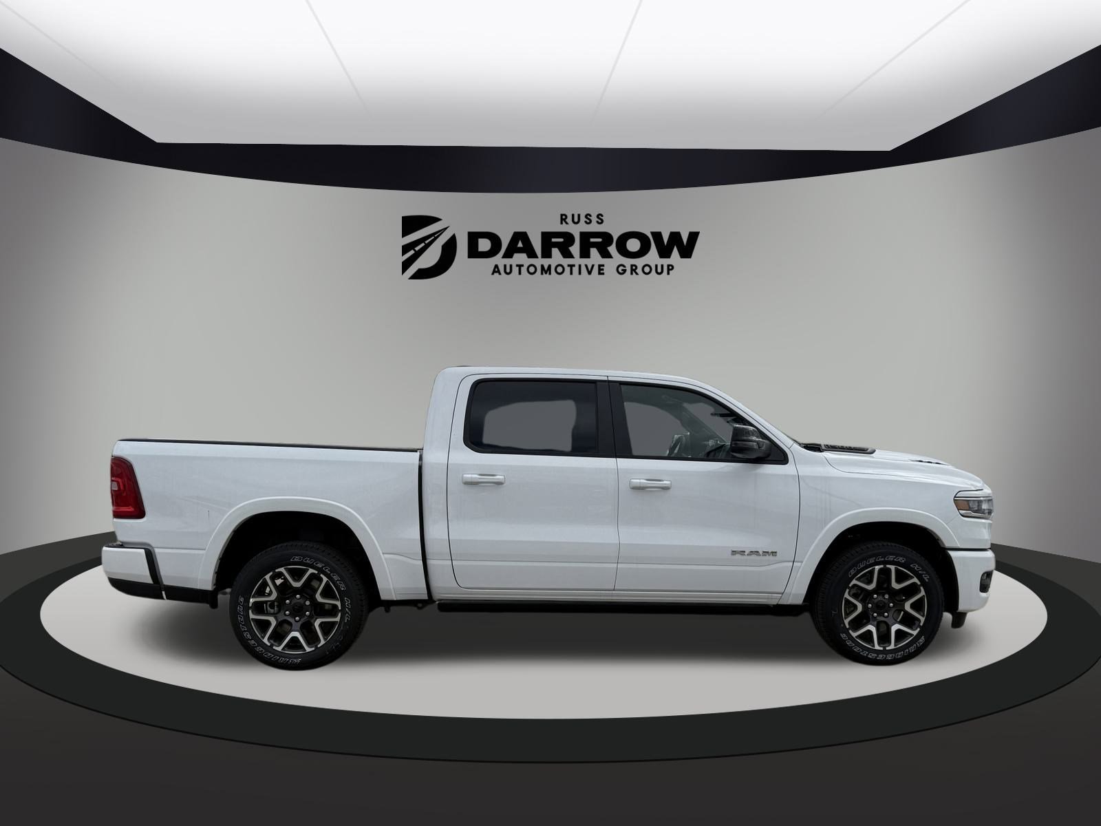 2025 Ram 1500 Laramie photo 4