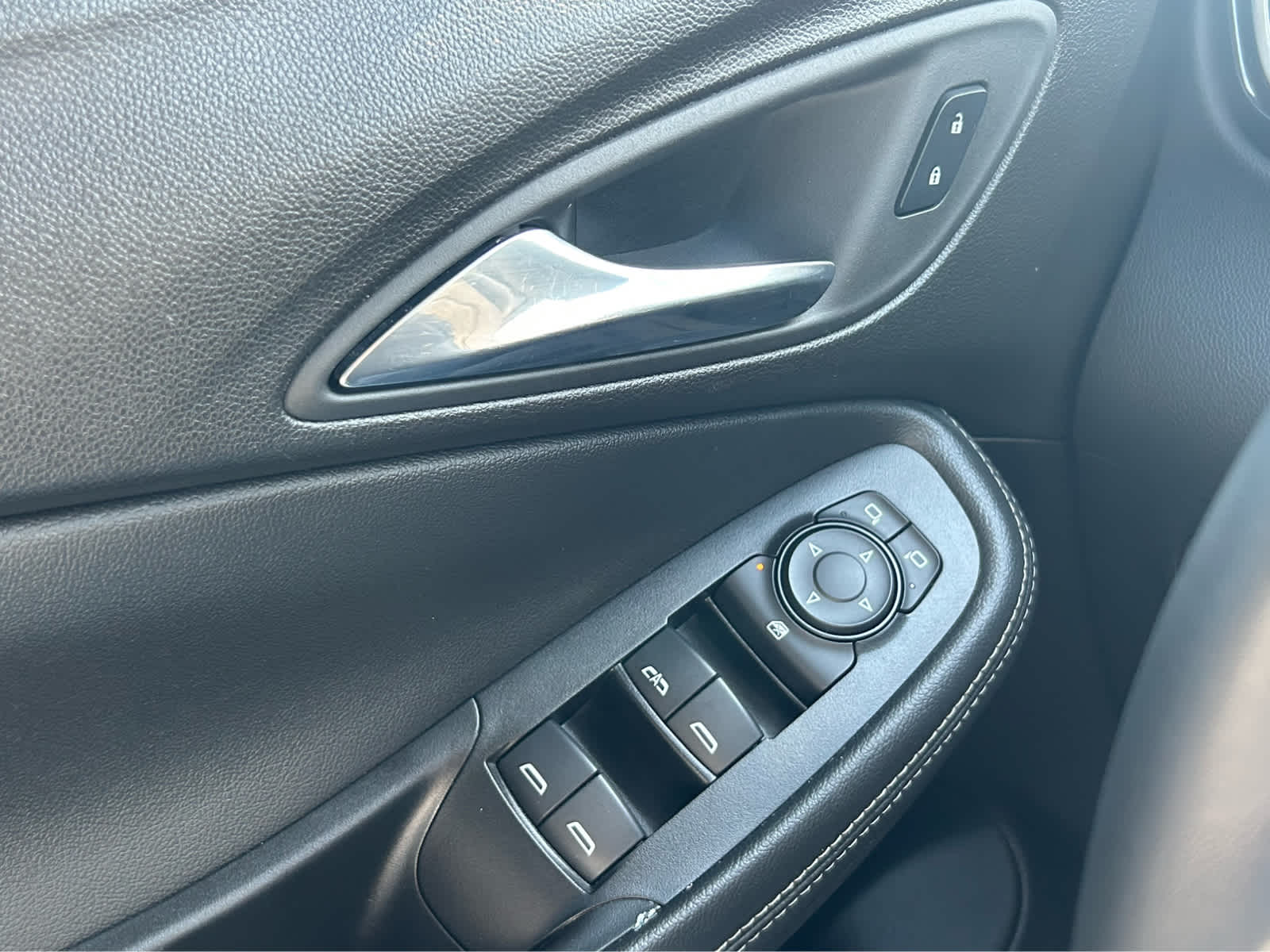 2023 Buick Encore GX Preferred photo 9