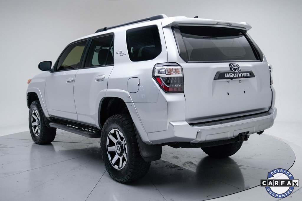 2019 Toyota 4Runner TRD Off-Road photo 3