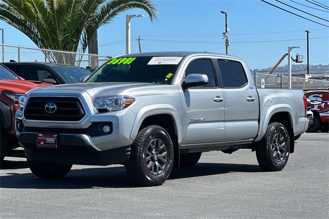 2023 Toyota Tacoma SR5 photo 8