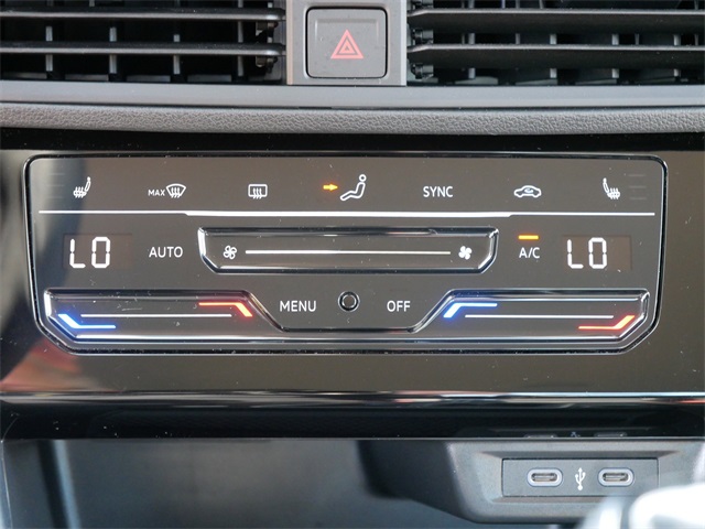 2025 Volkswagen Jetta 1.5T SE photo 29