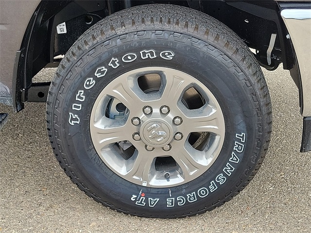 2025 Ram 2500 Big Horn photo 7