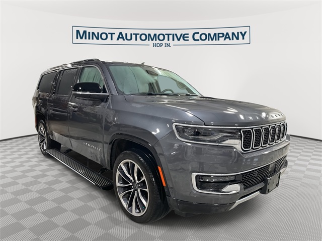 2024 Jeep Wagoneer L Series III's photo