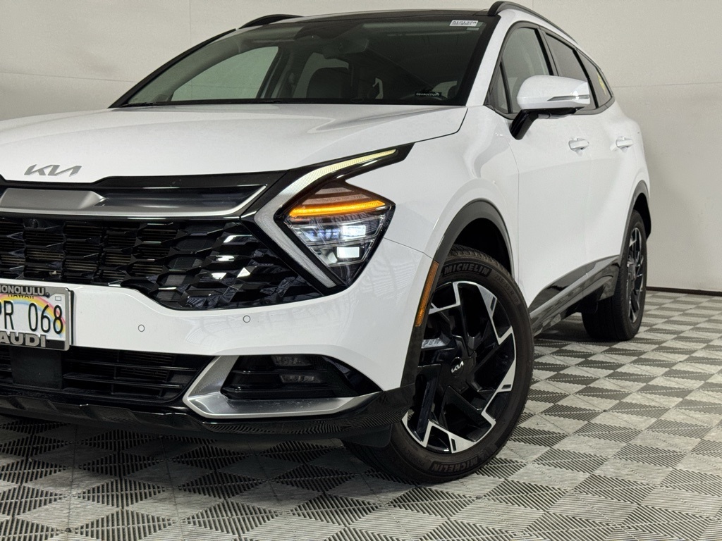 2023 Kia Sportage photo 2