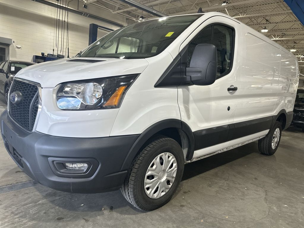 2024 Ford Transit photo 3