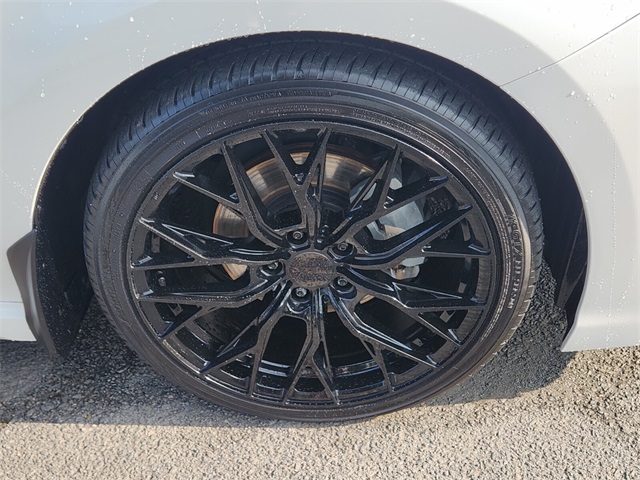 2023 Toyota Camry XSE V6 photo 17