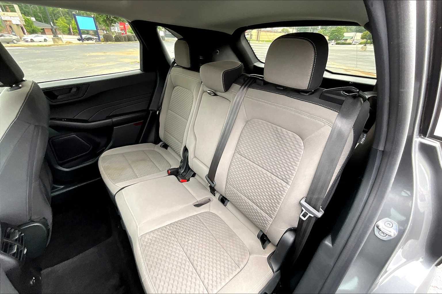 2022 Ford Escape SE photo 19