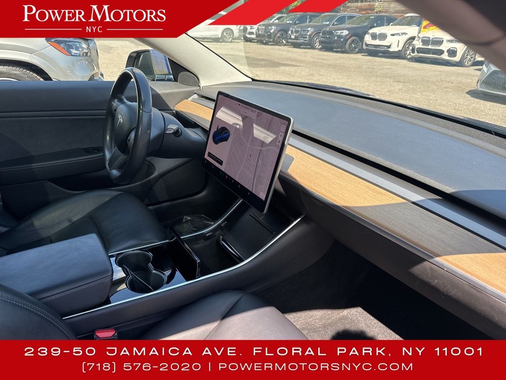 2019 Tesla Model 3 Long Range photo 13