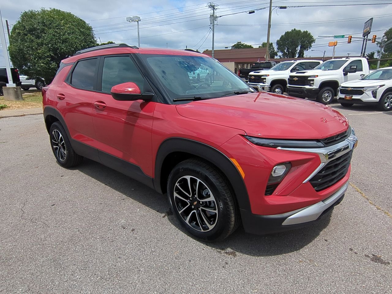 2026 Chevrolet Trailblazer LT photo 2