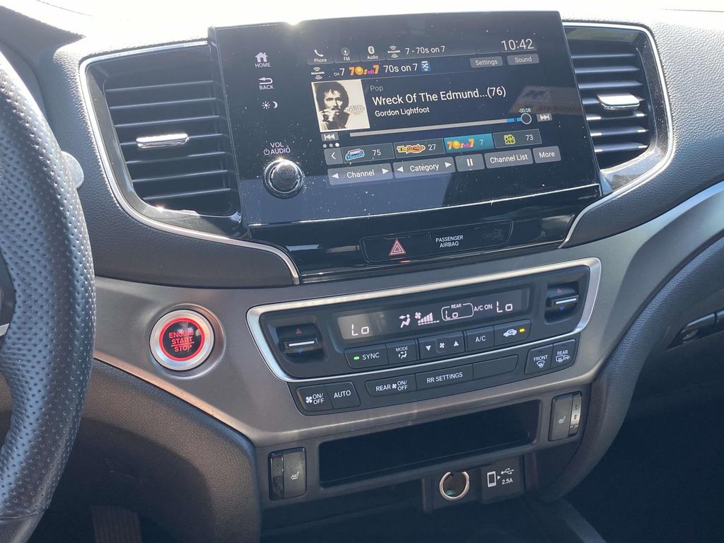 2020 Honda Passport EX-L photo 19