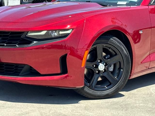 2023 Chevrolet Camaro 1LT photo 3