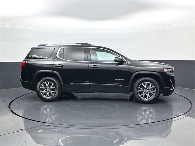 2023 Gmc Acadia SLT photo 2