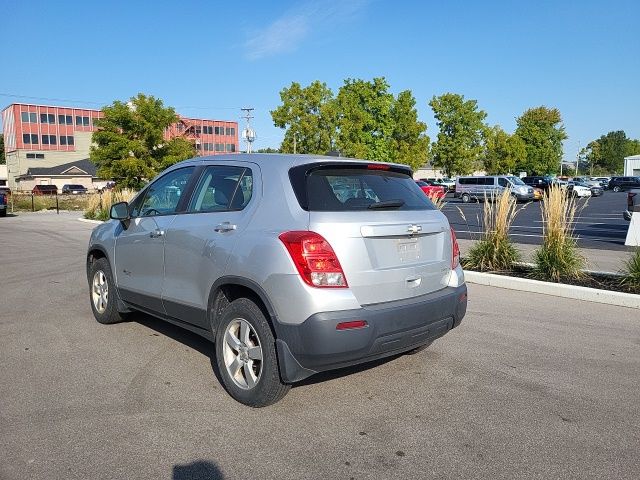 2015 Chevrolet Trax LS photo 3