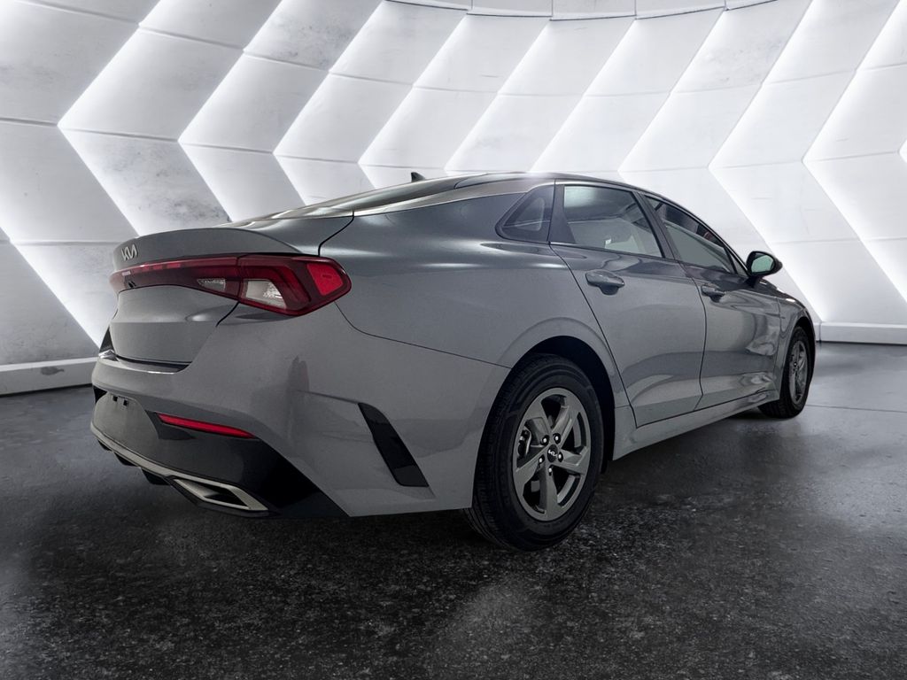 2023 Kia K5 LXS photo 4