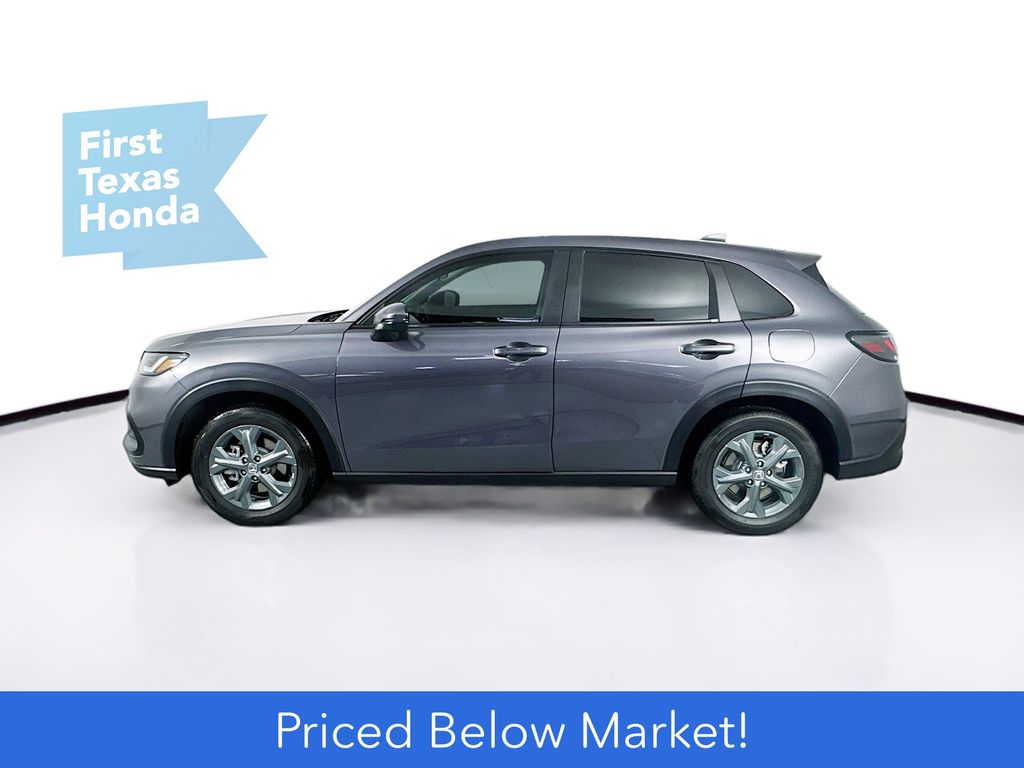 2026 Honda HR-V LX photo 4