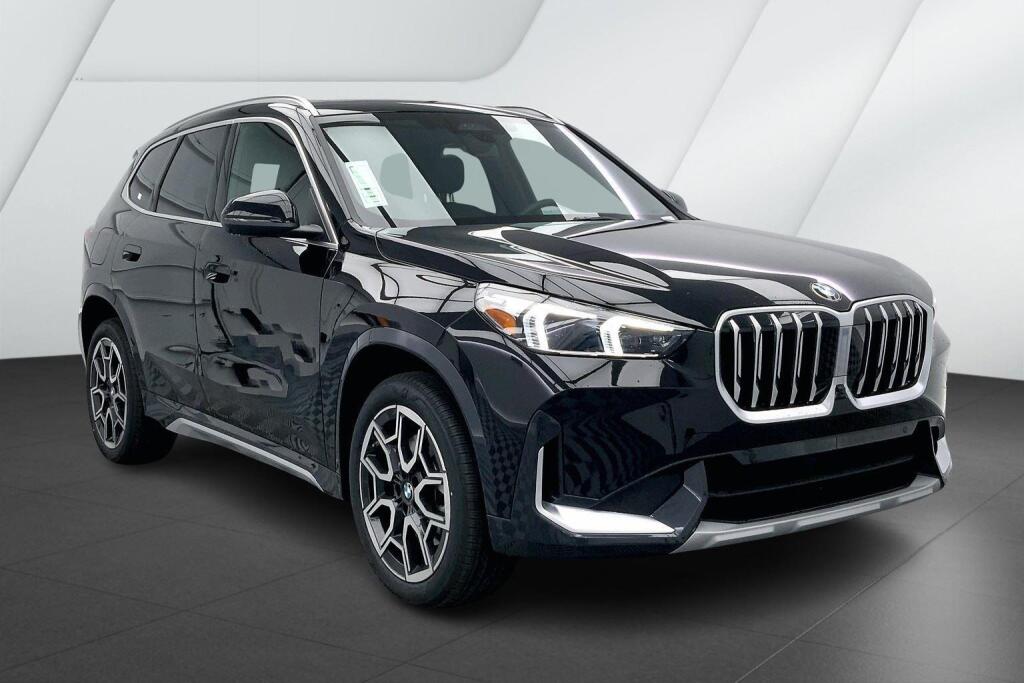 2025 Bmw X1 XDrive28i photo 2