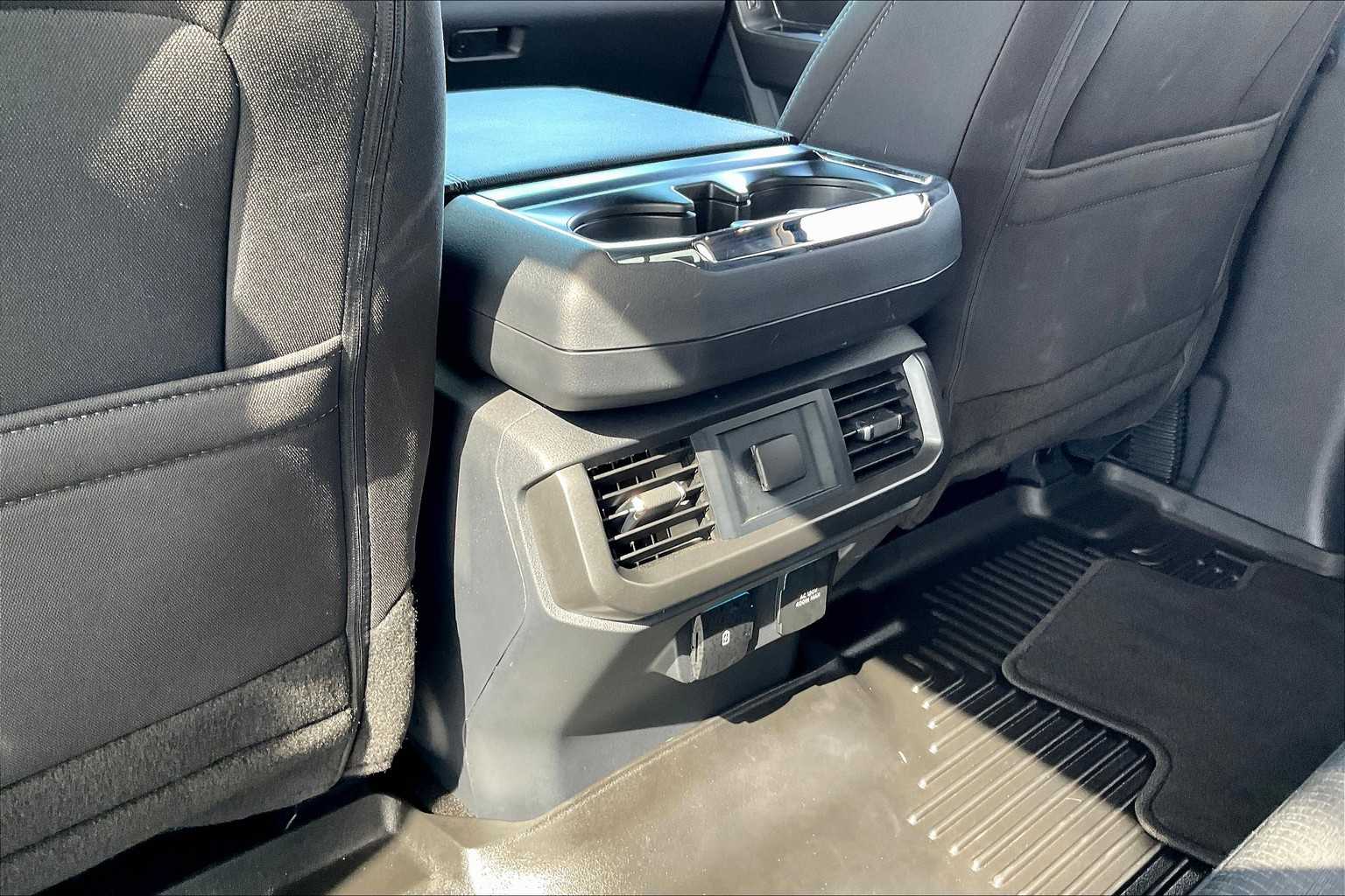 2024 Ford F-150 XLT photo 33