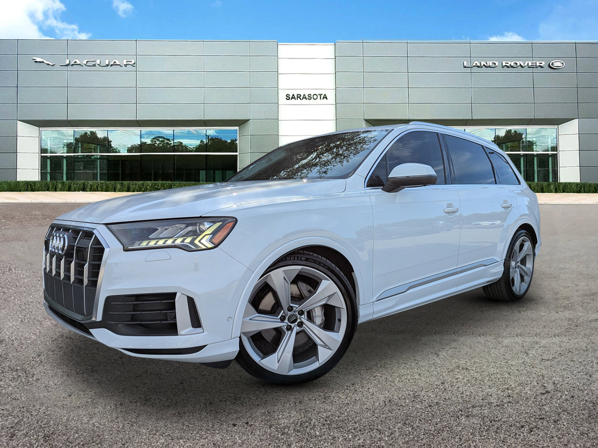 2021 Audi Q7 Prestige's photo