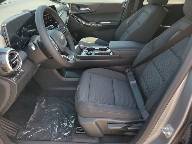 2026 Chevrolet Equinox LT photo 4