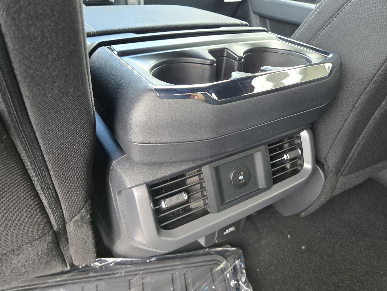 2025 Ford F-150 XLT photo 19