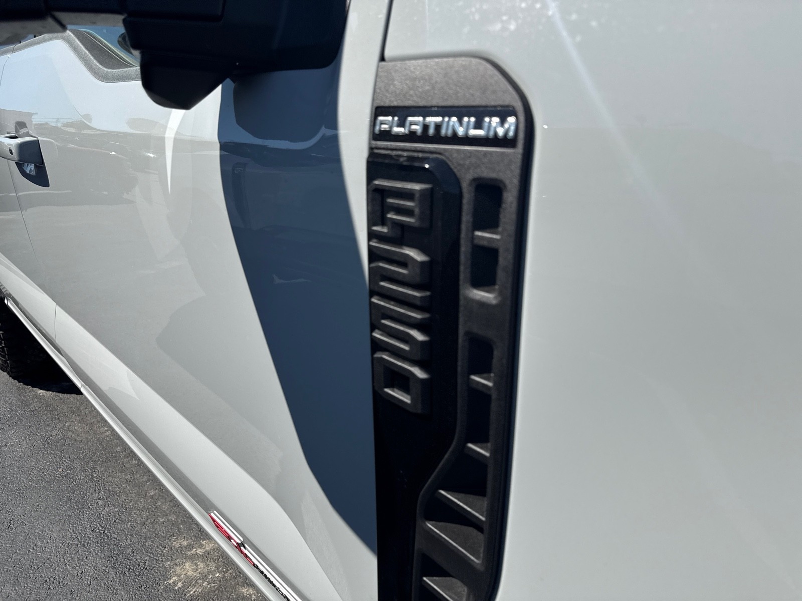 2026 Ford F-250 Platinum photo 2