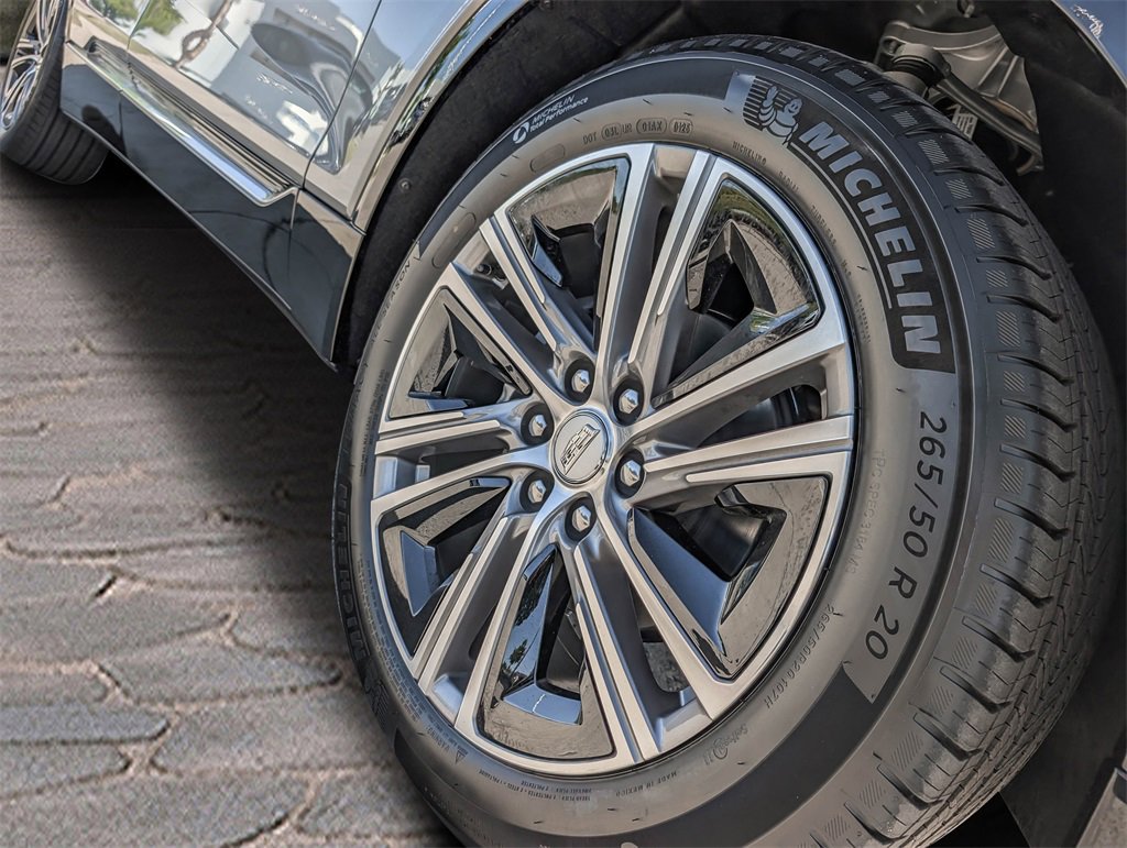 2026 Cadillac Lyriq Luxury photo 9