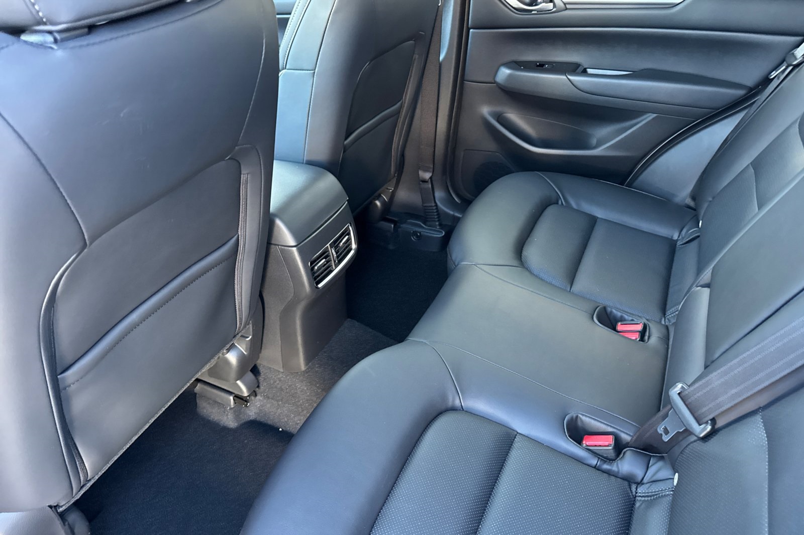 2025 Mazda CX-5 2.5 Select photo 12