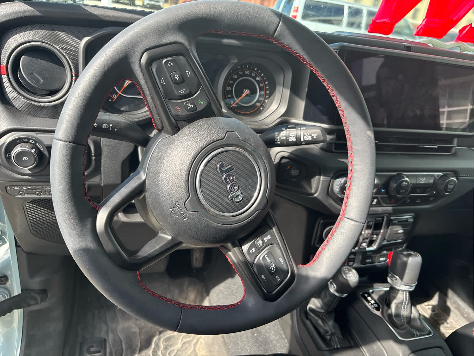 2024 Jeep Wrangler Rubicon photo 4