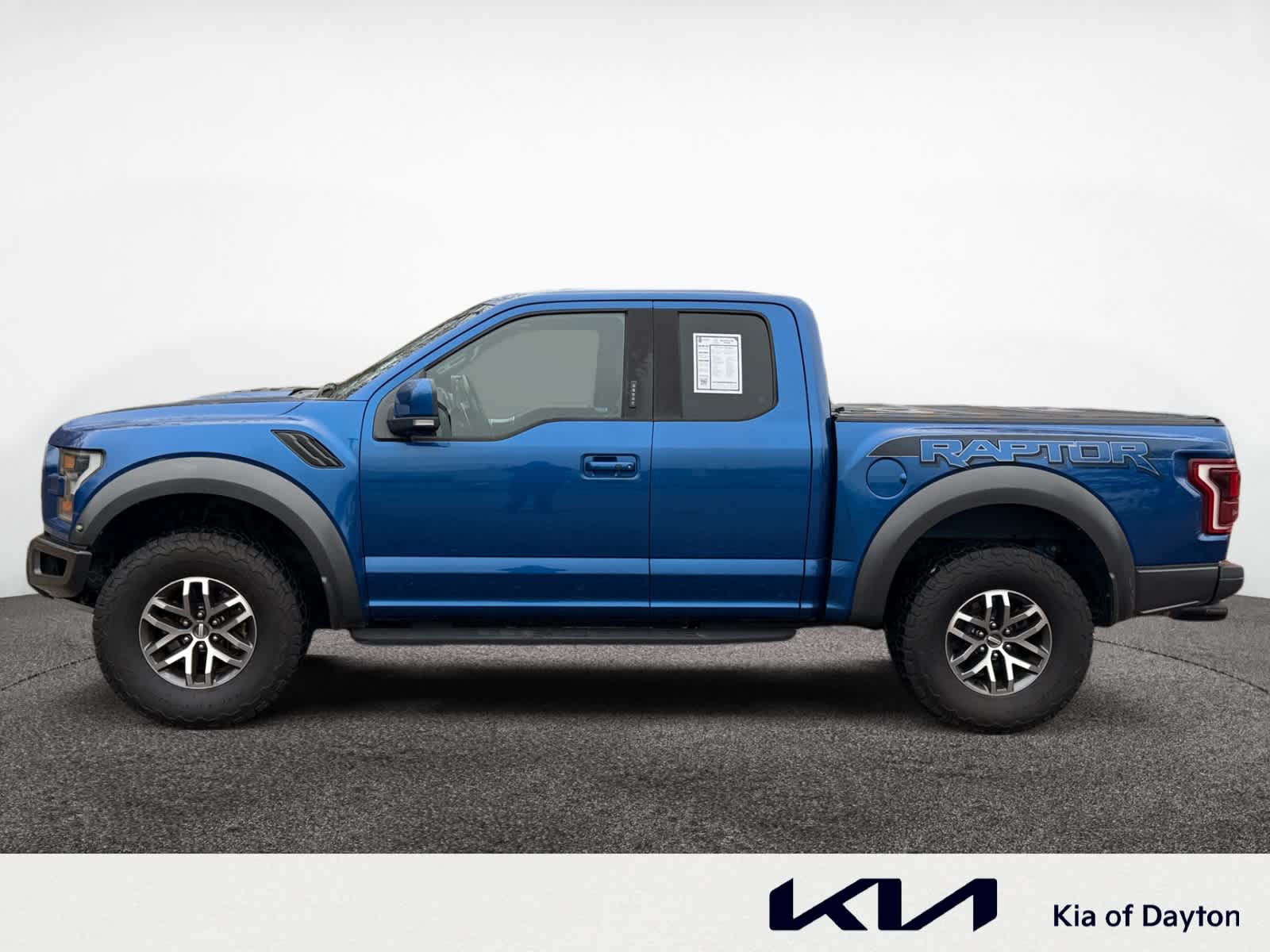 2017 Ford F-150 Raptor photo 2