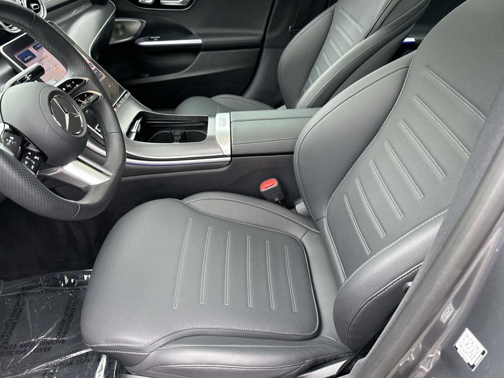 2025 Mercedes Benz C 300 4MATIC photo 30