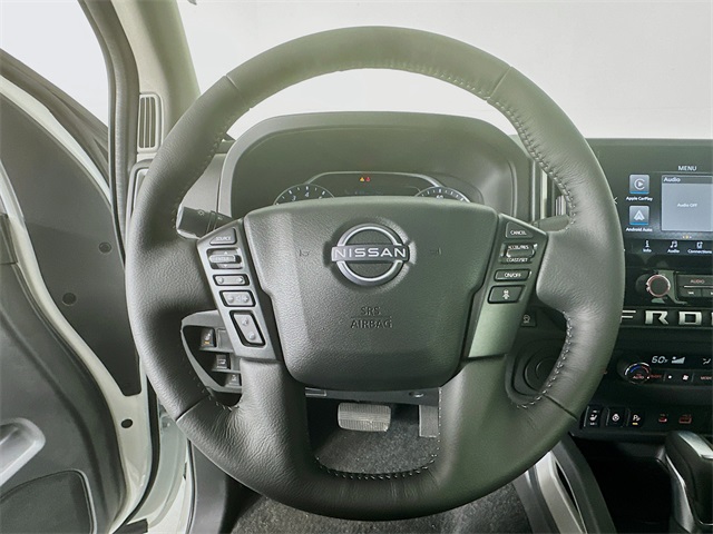 2025 Nissan Frontier SV photo 15