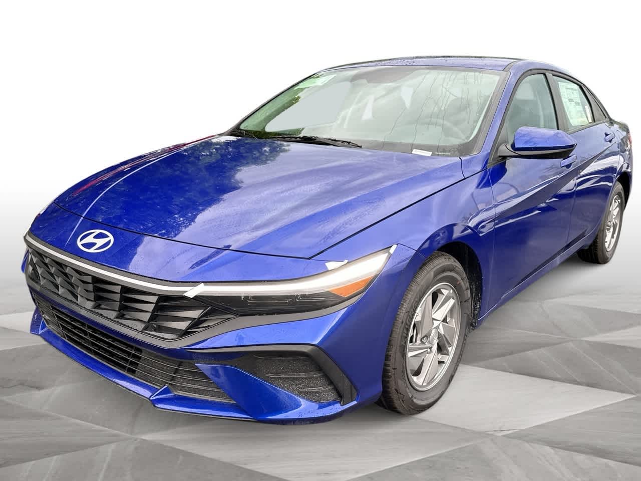 2025 Hyundai Elantra SE photo 4