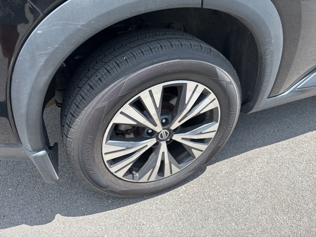 2021 Nissan Rogue SV photo 9