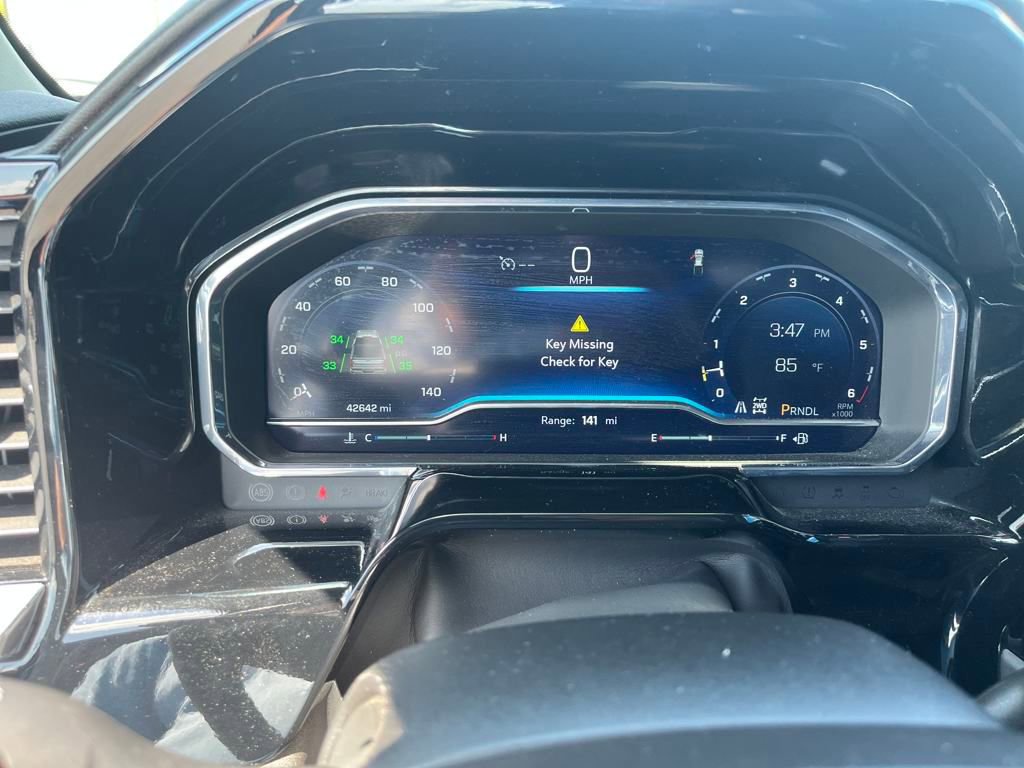2024 Chevrolet Silverado 1500 LT photo 9