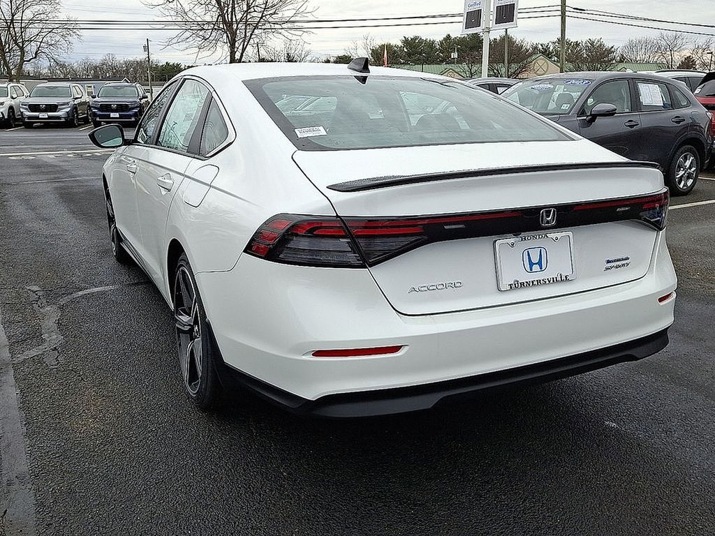 2025 Honda Accord Sport photo 2