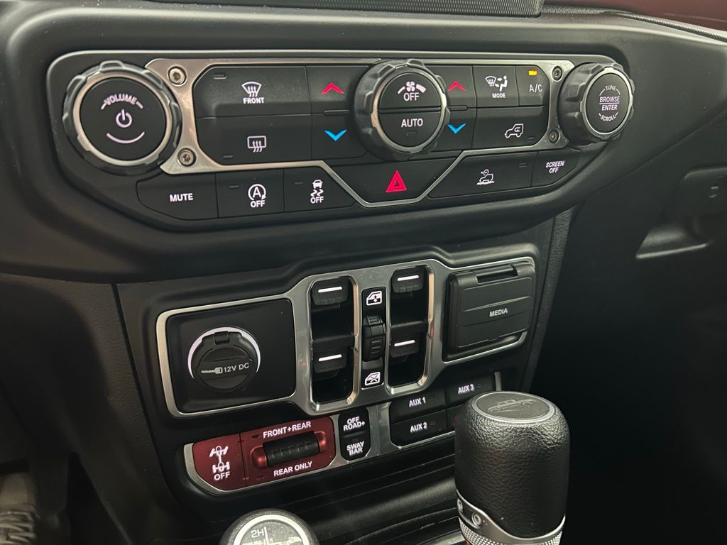 2021 Jeep Gladiator Rubicon photo 19
