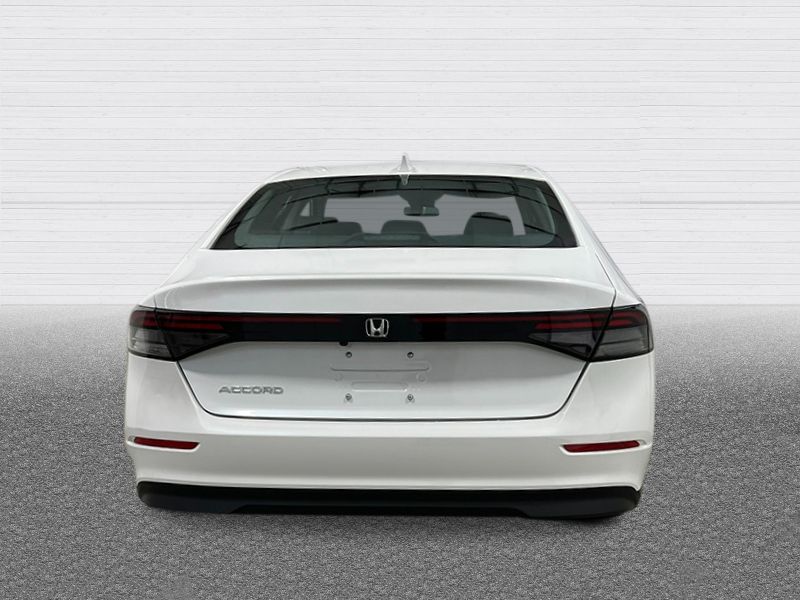 2025 Honda Accord 1.5T LX photo 3